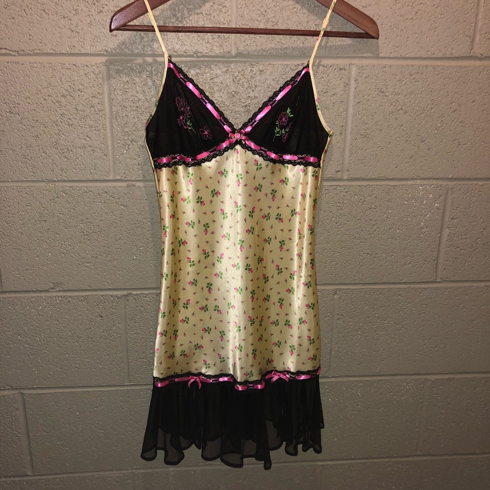 Betsey Johnson Slip (S)